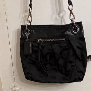 Vintage Coach Signature Park Shoulder Bag